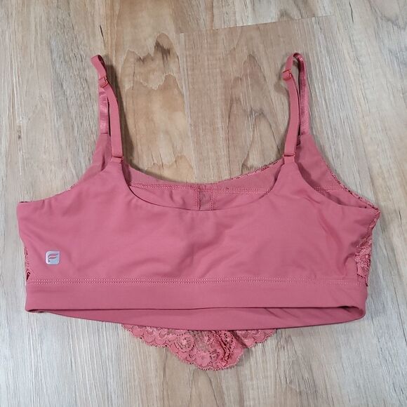 🔺️Fabletics Dusty Pink "Vicky" Lace Athletic Bra Medium - Picture 3 of 10